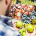 shallow focus photography of red apples